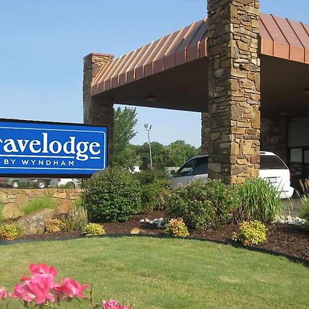 Travelodge By Wyndham Coffeyville Exterior foto